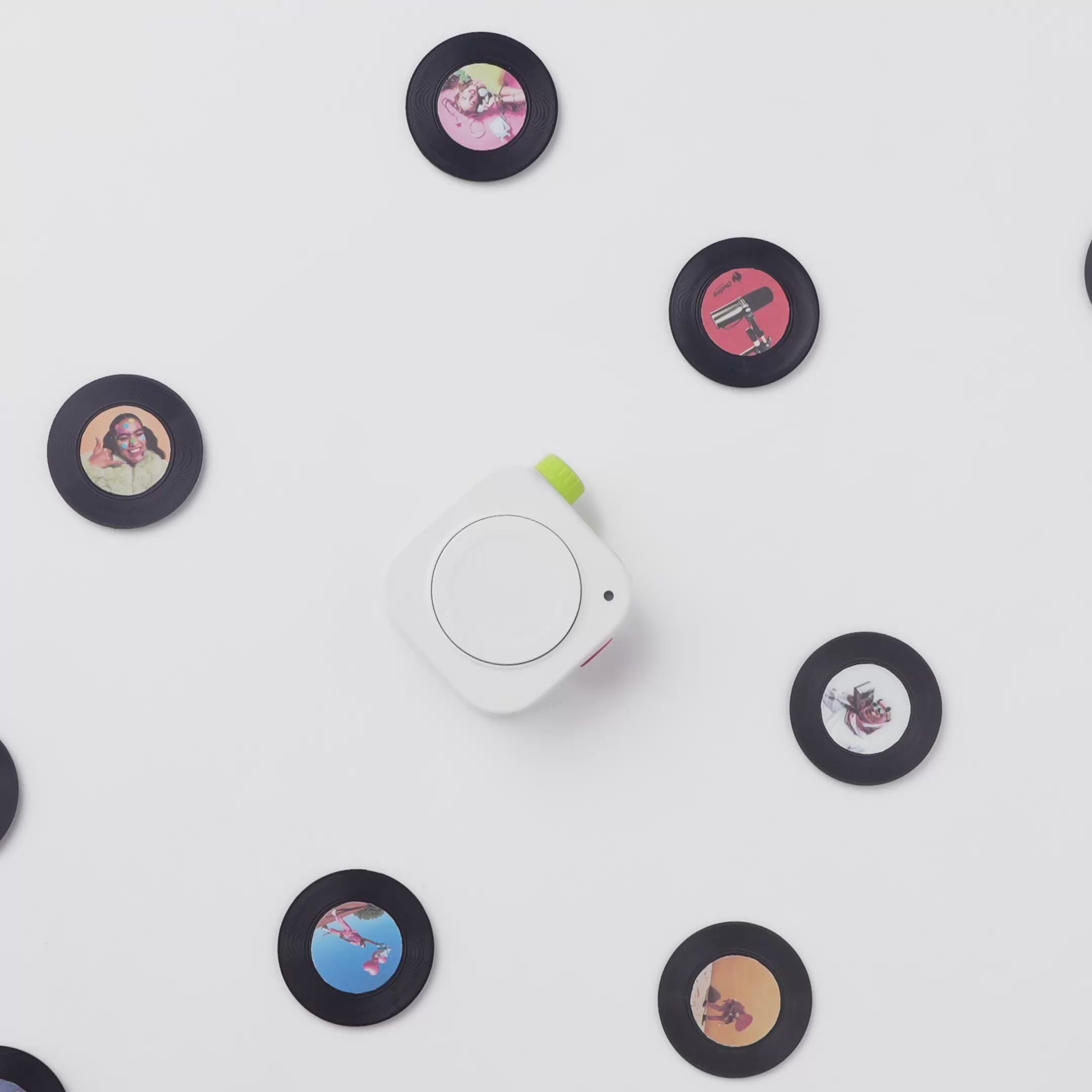 Chechirp Spin: Leave the Screens Behind.